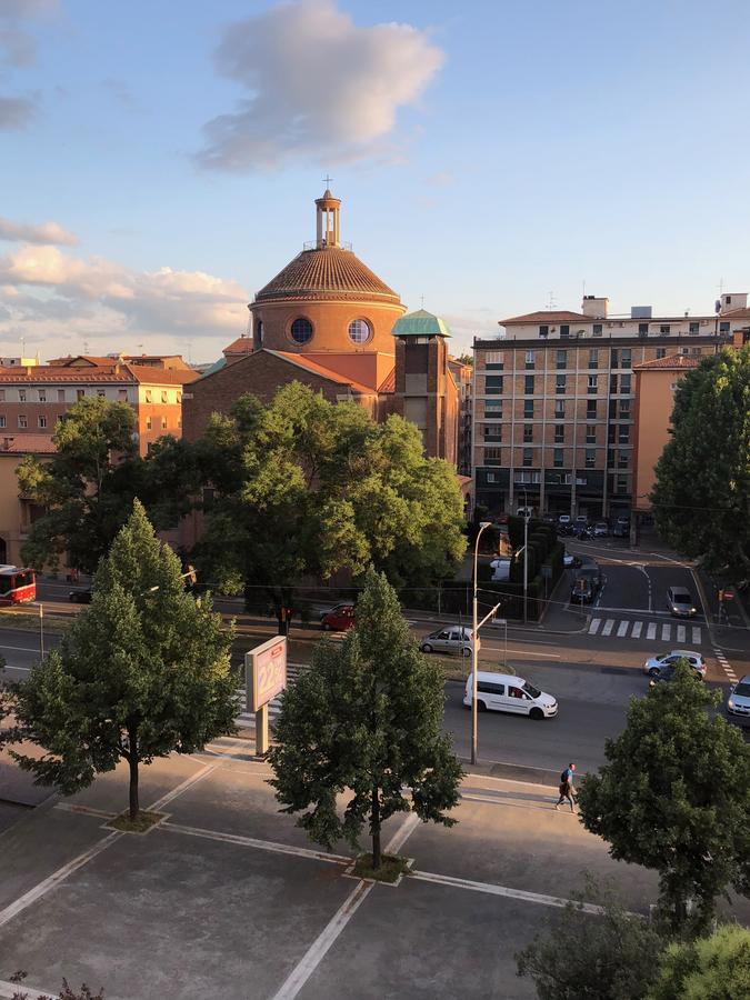 Bologna Holiday Inn Kültér fotó
